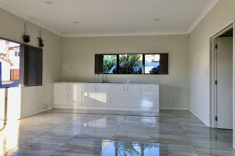 Photo of property in 32 Westerham Drive, Dannemora, Auckland, 2016
