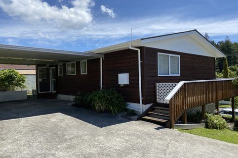 Photo of property in 49 Hampden Street, Picton, 7220