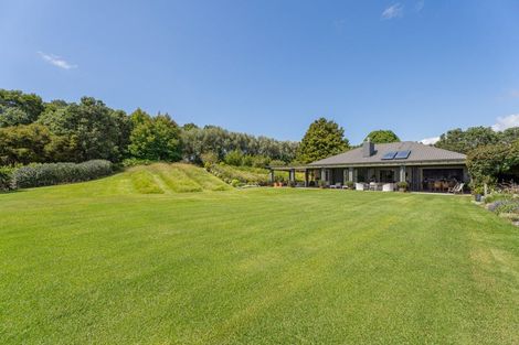 Photo of property in 49 Sarahs Hill, Hahei, Whitianga, 3591