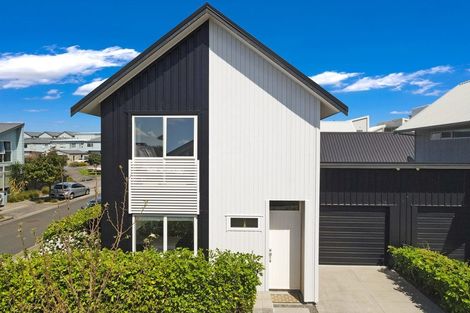 Photo of property in 11 Poaka Road, Hobsonville, Auckland, 0616