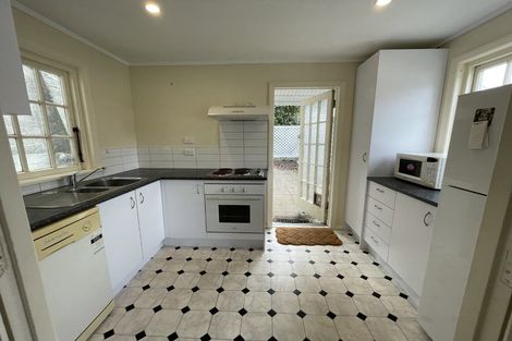 Photo of property in 22a Clifton Terrace, Kelburn, Wellington, 6012