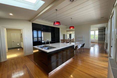 Photo of property in 2 Carson Street, Mornington, Dunedin, 9011