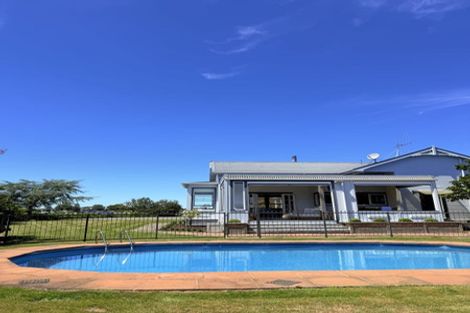 Photo of property in 84 Johnson Street, Bulls, 4818