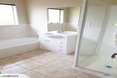 Photo of property in 5 Montrose Place, Pyes Pa, Tauranga, 3112