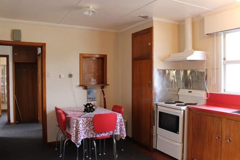 Photo of property in 114 Park Street, Winton, 9720