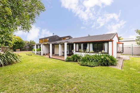 Photo of property in 1007a Caroline Road, Mayfair, Hastings, 4122