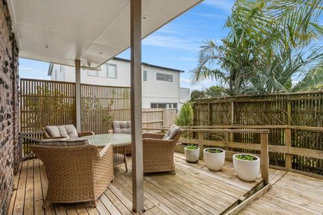 Photo of property in 218 Dickson Road, Papamoa Beach, Papamoa, 3118