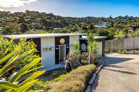 Photo of property in 23 Ocean Road, Surfdale, Waiheke Island, 1081