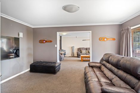 Photo of property in 9 Calverton Place, Halswell, Christchurch, 8025