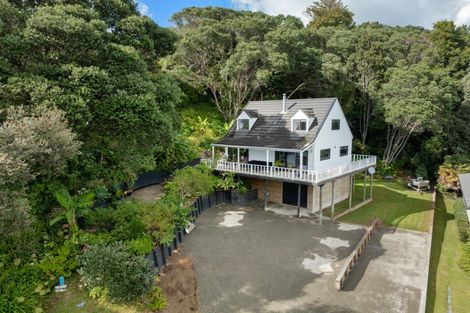 Photo of property in 338 Onemana Drive, Onemana, Whangamata, 3691