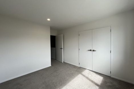Photo of property in 7/241 Don Buck Road, Massey, Auckland, 0614