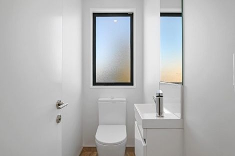 Photo of property in 2/64 Brockworth Place, Riccarton, Christchurch, 8011