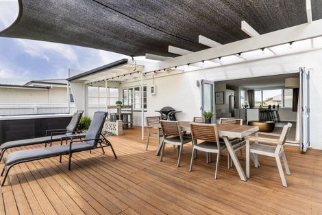 Photo of property in 104 Karaitiana Street, Frimley, Hastings, 4120