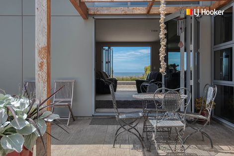 Photo of property in 966 Taieri Mouth Road, Kuri Bush, Brighton, 9091