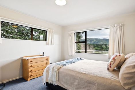 Photo of property in 4a Arawhata Street, Ranui, Porirua, 5024