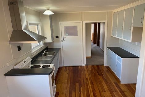 Photo of property in 254 Mangorei Road, Merrilands, New Plymouth, 4312