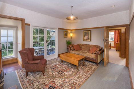 Photo of property in 92 Martin Avenue, Beckenham, Christchurch, 8023