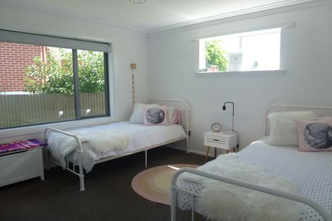 Photo of property in 5 Royal Terrace, Alexandra, 9320