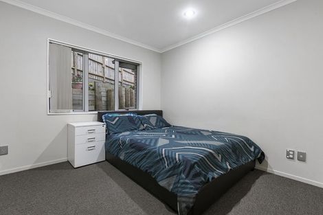 Photo of property in 13 Thomas Rea Place, Te Atatu South, Auckland, 0610