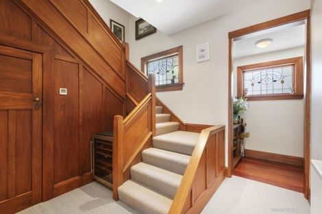 Photo of property in 29 Grant Road, Thorndon, Wellington, 6011