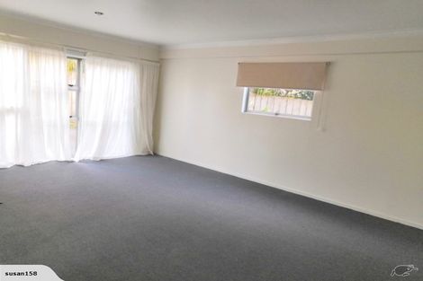 Photo of property in 143 Waimumu Road, Massey, Auckland, 0614