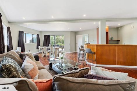 Photo of property in 9 Inverell Way, Seatoun, Wellington, 6022