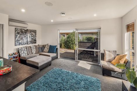 Photo of property in 11 Cowes Street, Avondale, Christchurch, 8061