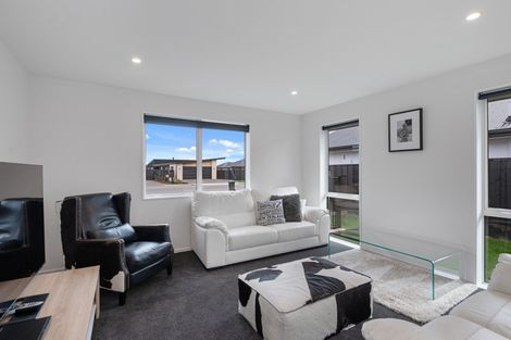 Photo of property in 73 Tiritiri Moana Drive, Pegasus, 7612