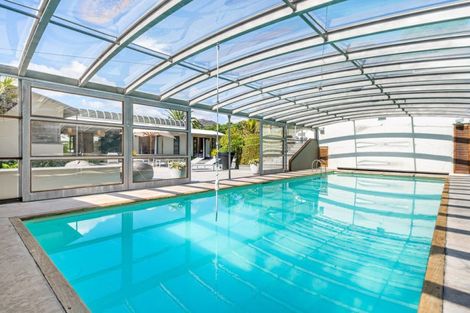 Photo of property in 360 Paremata Road, Whitby, Porirua, 5381