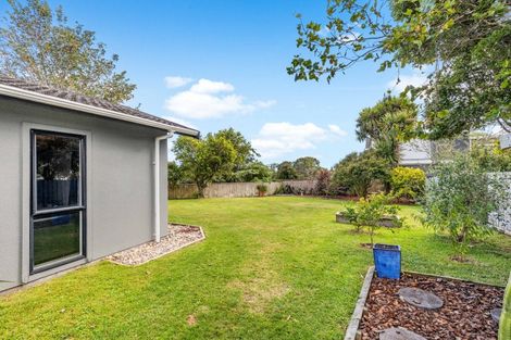 Photo of property in 68 Brois Street, Frankleigh Park, New Plymouth, 4310