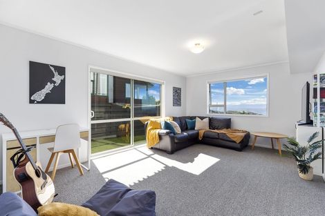 Photo of property in 6 Nagpur Terrace, Broadmeadows, Wellington, 6035