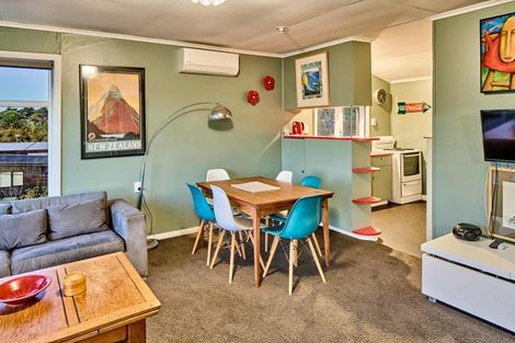 Photo of property in 52 Tutere Street, Waikanae Beach, Waikanae, 5036