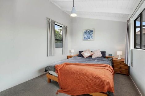 Photo of property in 1/4 Eastwood Rise, Browns Bay, Auckland, 0630