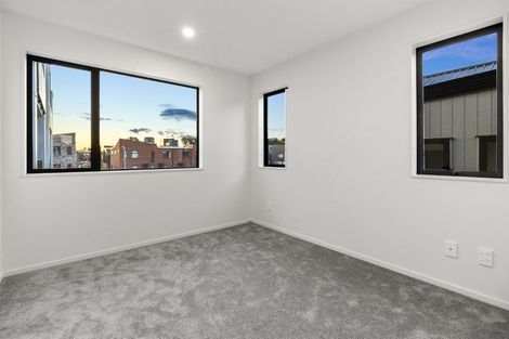 Photo of property in 14 Hokoteta Street, Mount Wellington, Auckland, 1062