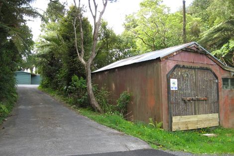 Photo of property in 7 Cascade Avenue, Waiatarua, Auckland, 0604