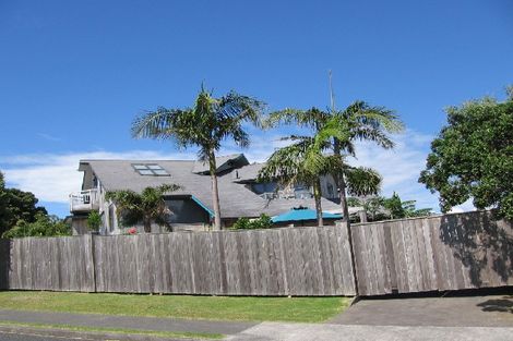 Photo of property in 2 Gilberd Place, Torbay, Auckland, 0630
