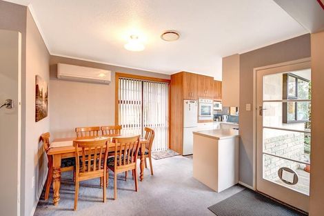 Photo of property in 3 Elwyn Crescent, Green Island, Dunedin, 9018