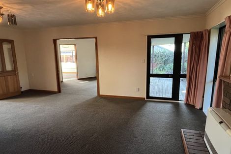 Photo of property in 9a Phoenix Avenue, Hokowhitu, Palmerston North, 4410