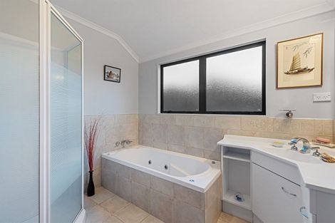 Photo of property in 11 Grosvenor Place, Rototuna, Hamilton, 3210