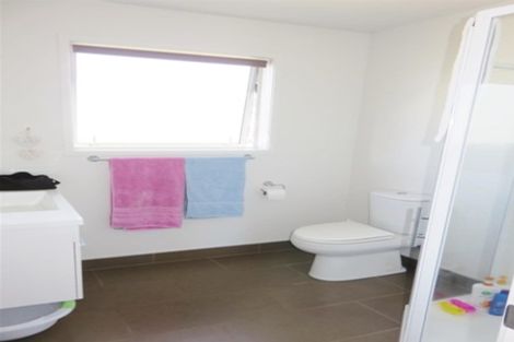 Photo of property in 1 Tua Tua Place, Baylys Beach, Dargaville, 0377