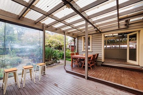 Photo of property in 9 Rosalie Terrace, Kelvin Grove, Palmerston North, 4414