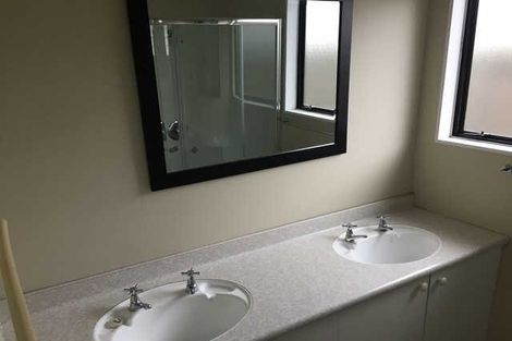 Photo of property in 8 Homer Place, Upper Riccarton, Christchurch, 8041