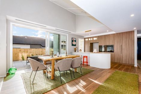 Photo of property in 28 Te Hoiere Street, Aotea, Porirua, 5024