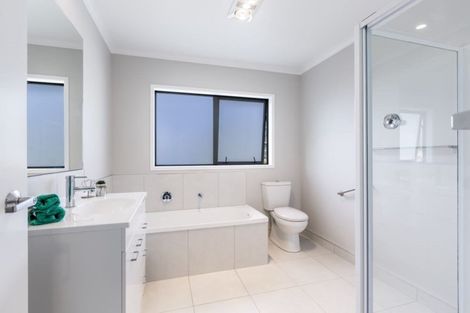 Photo of property in 996 Kaipara Flats Road, Kaipara Flats, Warkworth, 0984