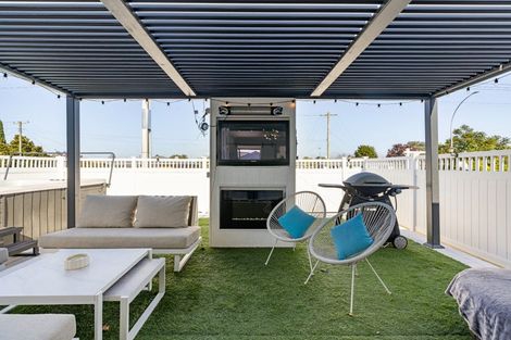 Photo of property in 166 Sandwich Road, St Andrews, Hamilton, 3200