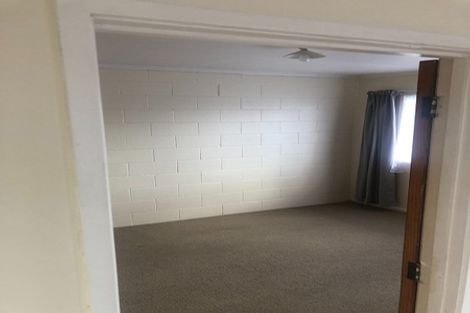Photo of property in 3 Norman Spencer Drive, Papatoetoe, Auckland, 2104