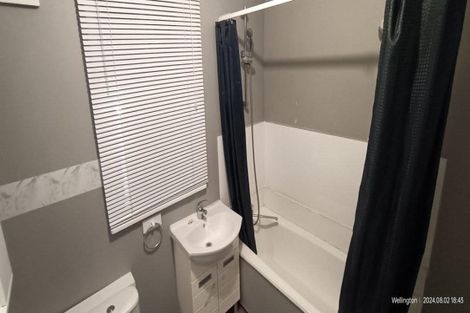 Photo of property in 1/50 Clyde Street, Island Bay, Wellington, 6023