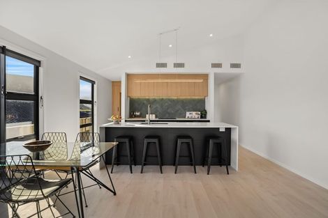 Photo of property in 47 Shepherd Road, Jacks Point, Queenstown, 9371