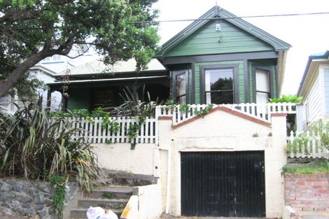 Photo of property in 47 Te Wharepouri Street, Berhampore, Wellington, 6023