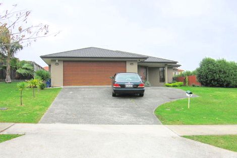 Photo of property in 113 Te Wharau Drive, Greenhithe, Auckland, 0632
